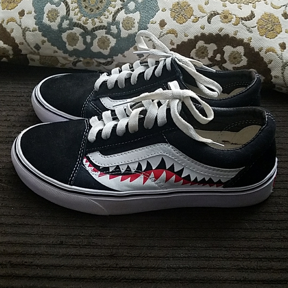 Vans old skool suede black sneakers